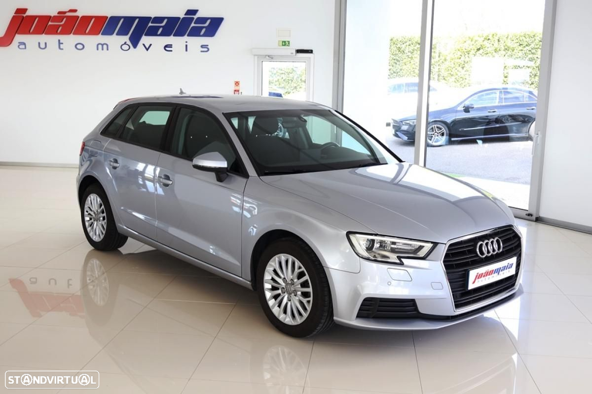 Audi A3 Sportback 1.6 TDI - 10