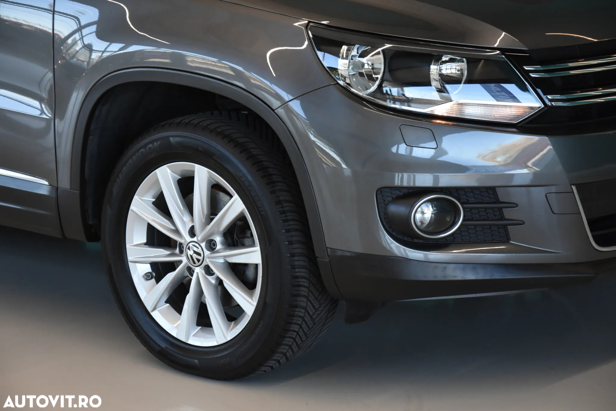 Volkswagen Tiguan 1.4 TSI BlueMotion Technology Exclusive - 20