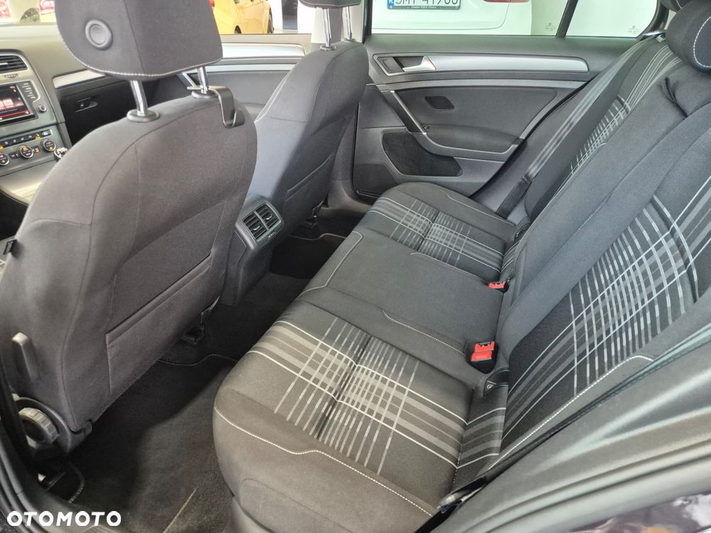 Volkswagen Golf 1.6 TDI BlueMotion Trendline - 23