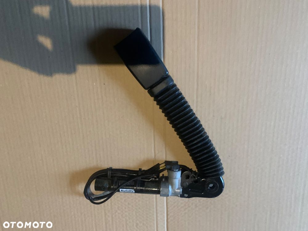 7065848 napinacz pasa zapinka prawa przód bmw 5 e60 e61 e63 - 2