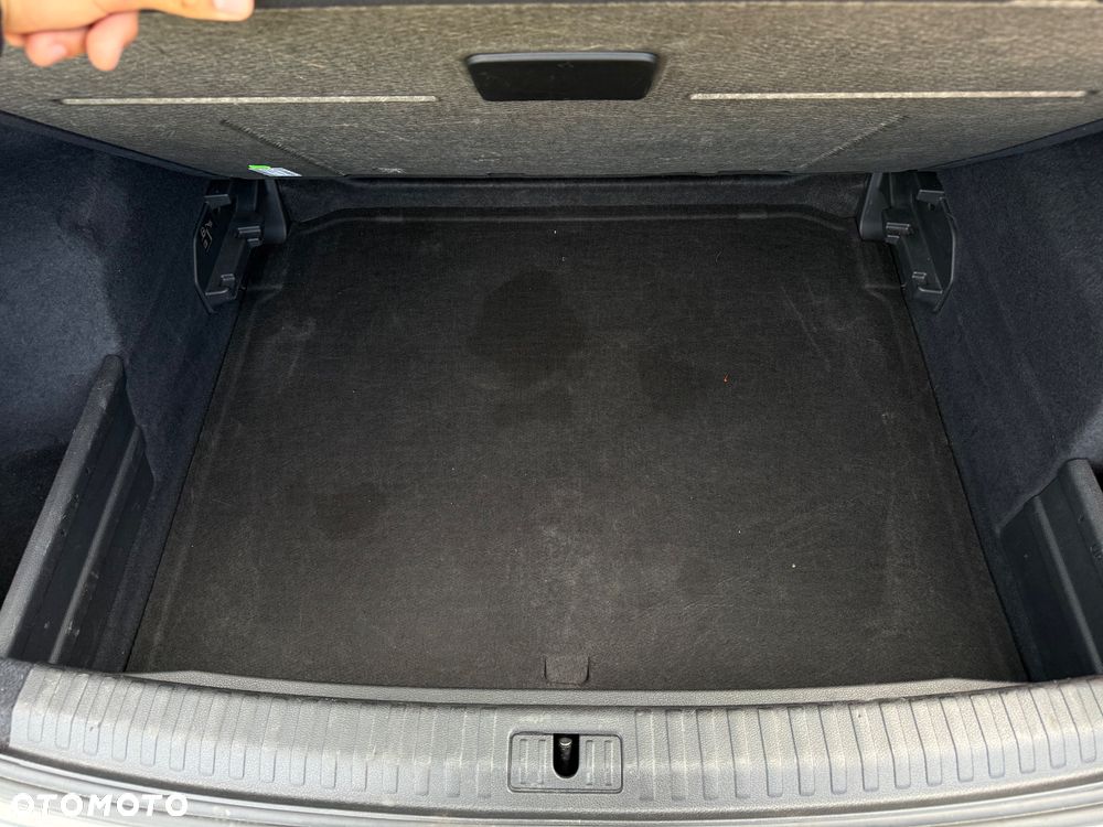 Audi Q3 2.0 TDI S tronic - 11