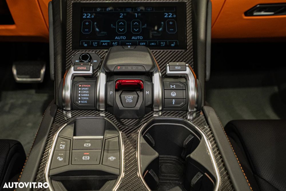 Lamborghini URUS - 39