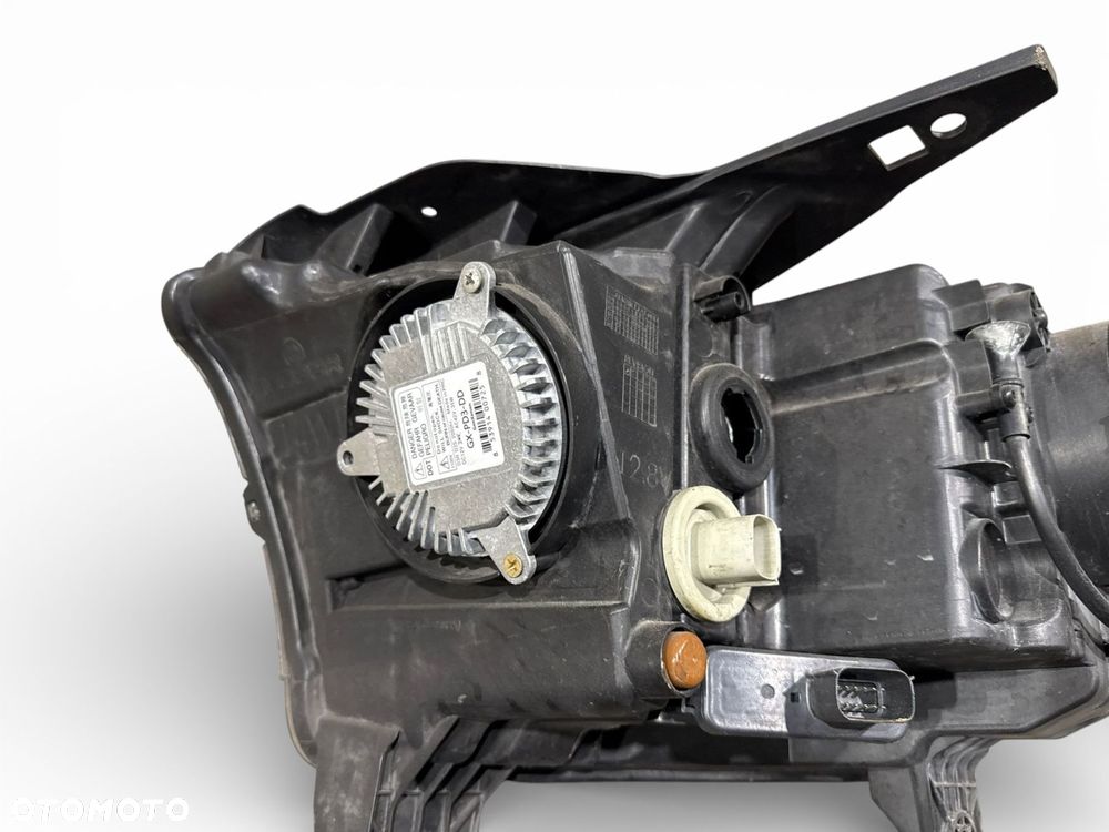 lampa przednia dodge durango 2022 - 8