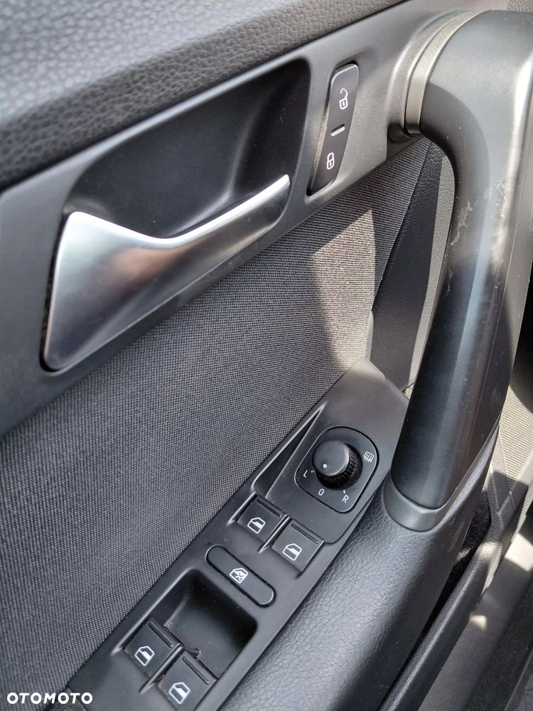 Volkswagen Passat 2.0 TDI Comfortline - 22