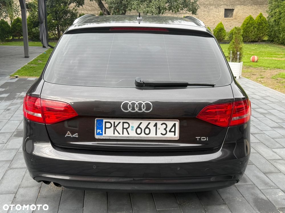 Audi A4 Avant 2012 photo 5