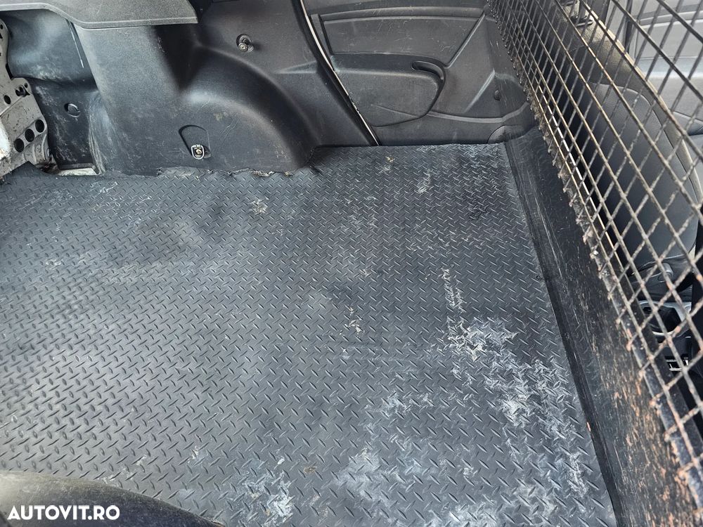 Dacia Duster dCi 110 FAP 4x4 Delsey - 11