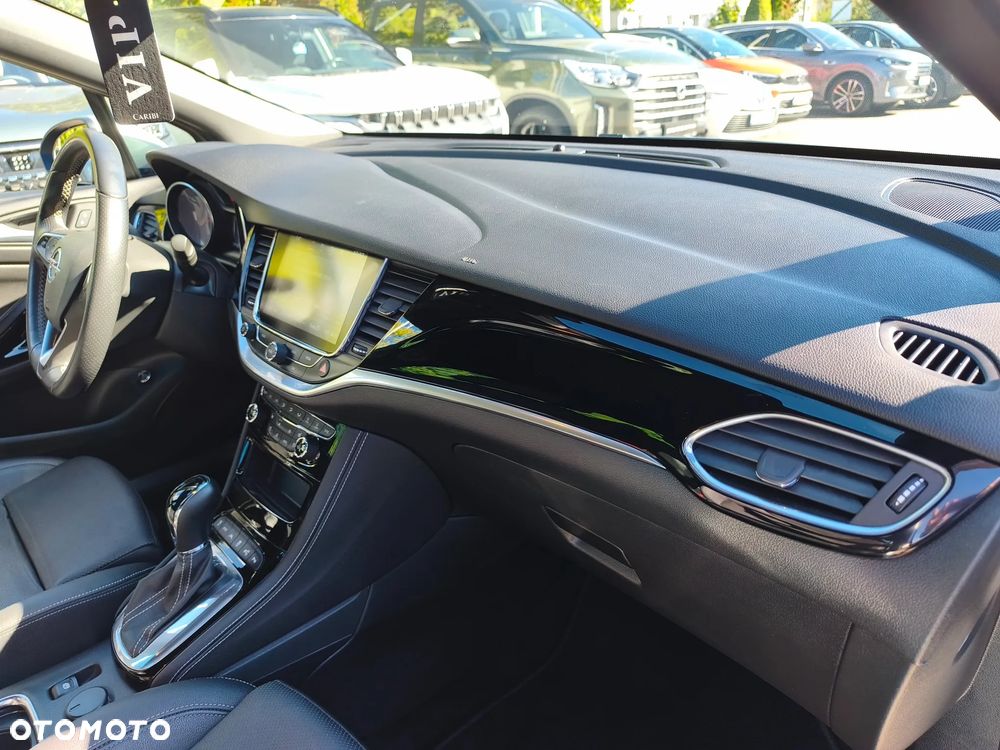 Opel Astra 1.4 T Elite S&S - 19