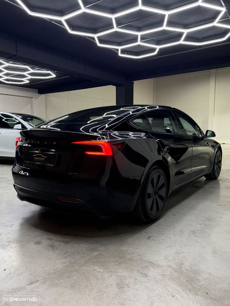 Tesla Model 3 Standard Range Plus RWD - 4