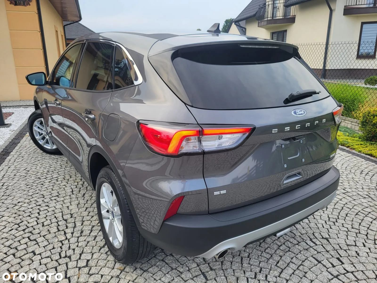 Ford Kuga - 34