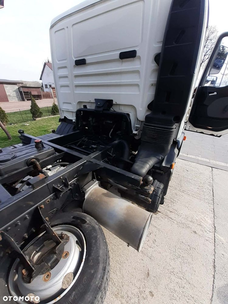 MAN TGL 12.180 4X2 BL - 13