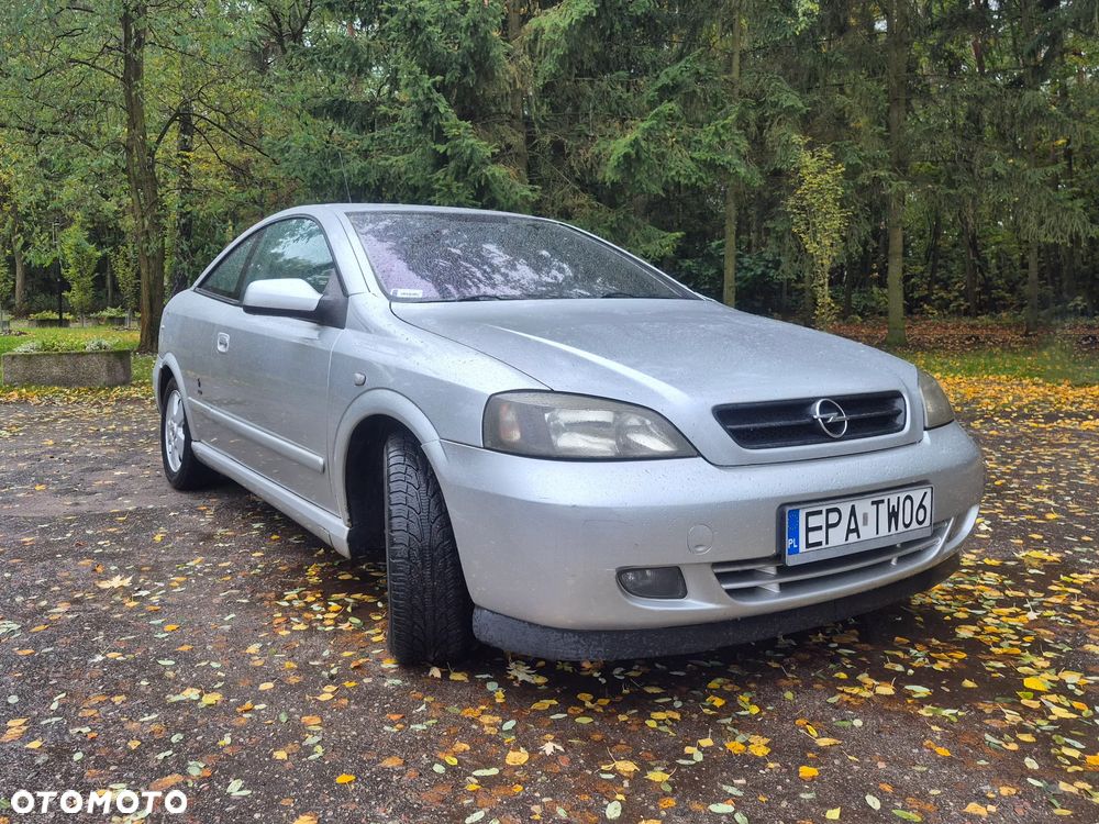 Opel Astra II 2.2 Sport - 1