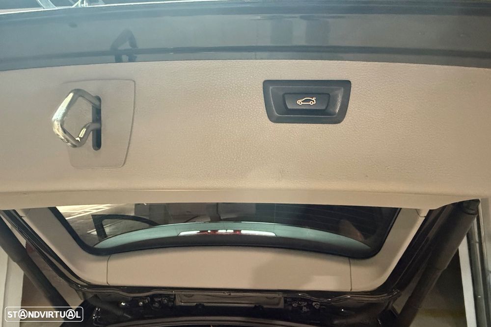 BMW 320 d Advantage Auto - 10