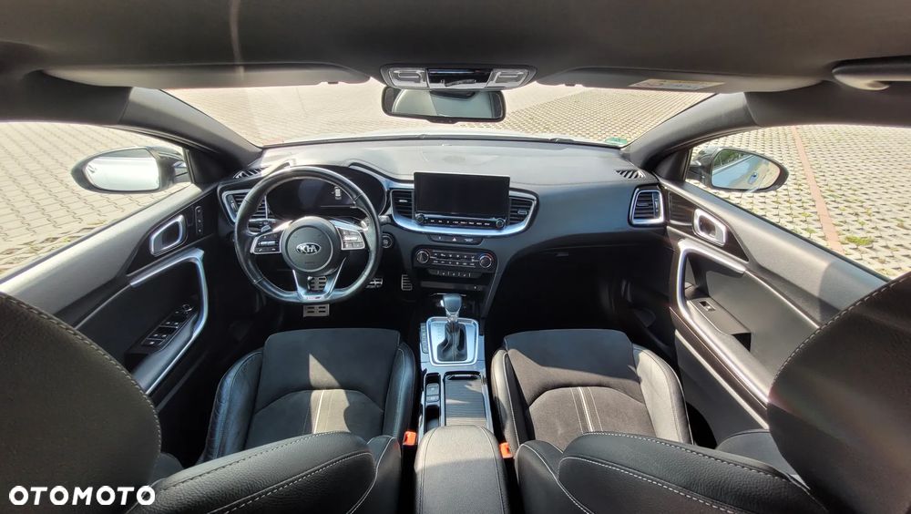 Kia ProCeed 1.6 CRDi GT Line DCT - 14