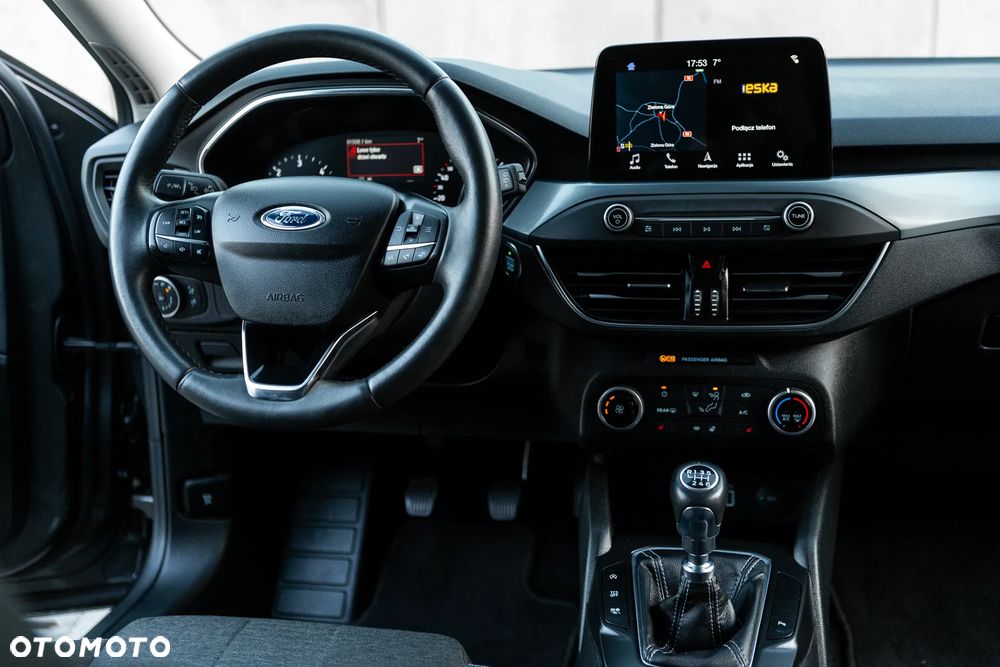Ford Focus 2.0 EcoBlue Active Business - 24