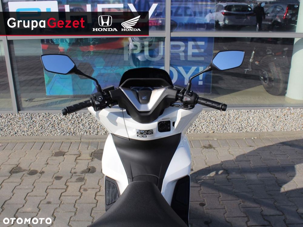 Honda PCX - 12