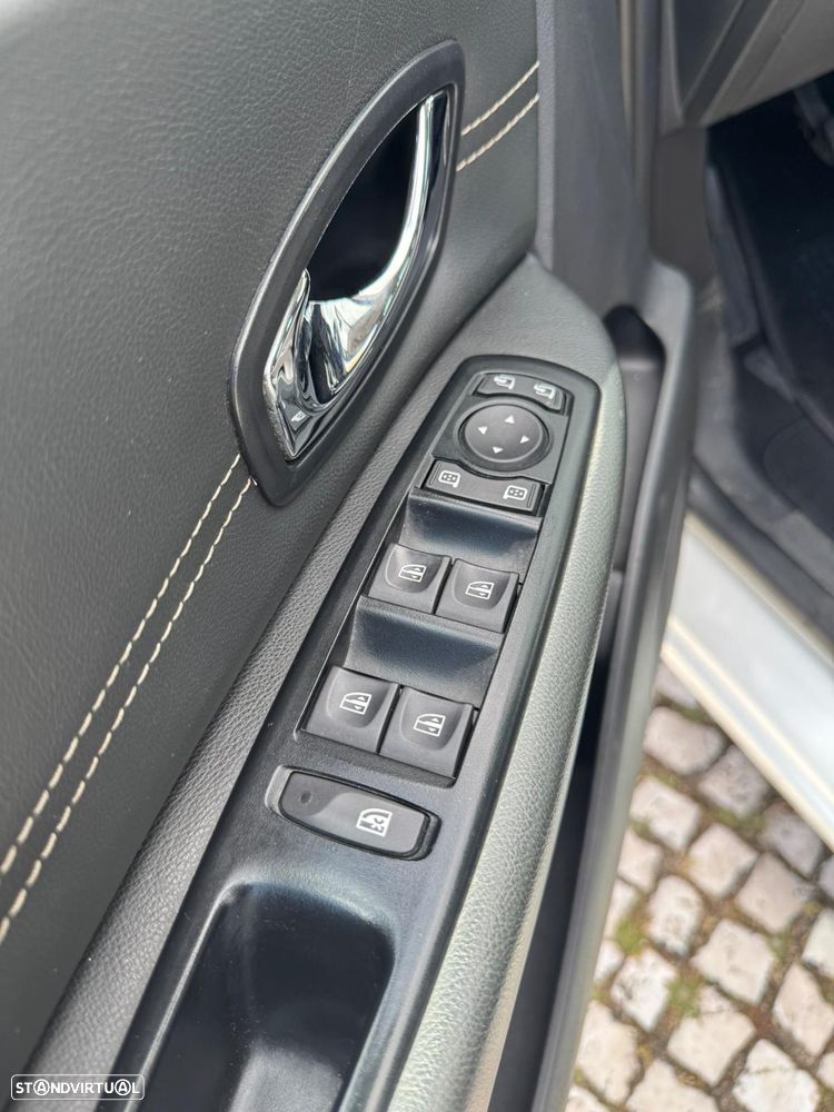 Renault Grand Scénic 1.5 dCi Bose Edition 7L - 26