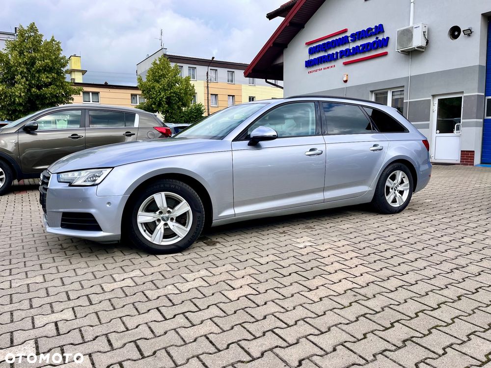 Audi A4 Avant - 6