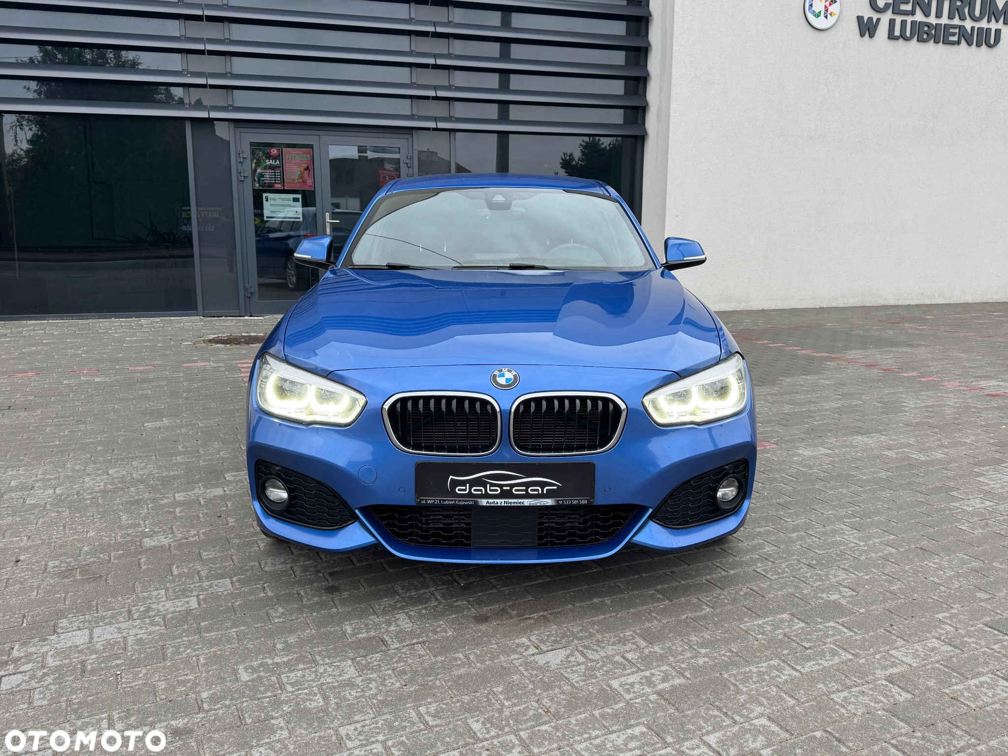 BMW Seria 1 120d xDrive M Sport - 4