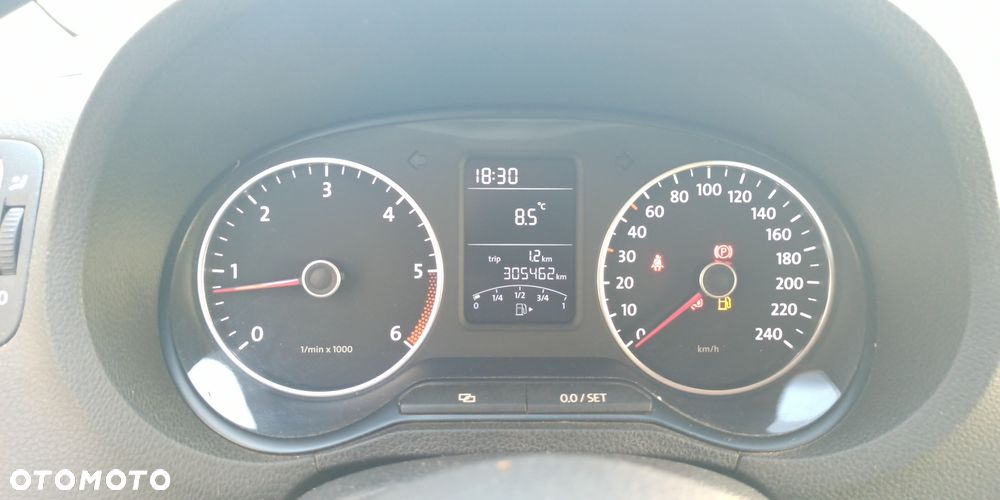 Volkswagen Polo 1.6 TDI Comfortline - 14