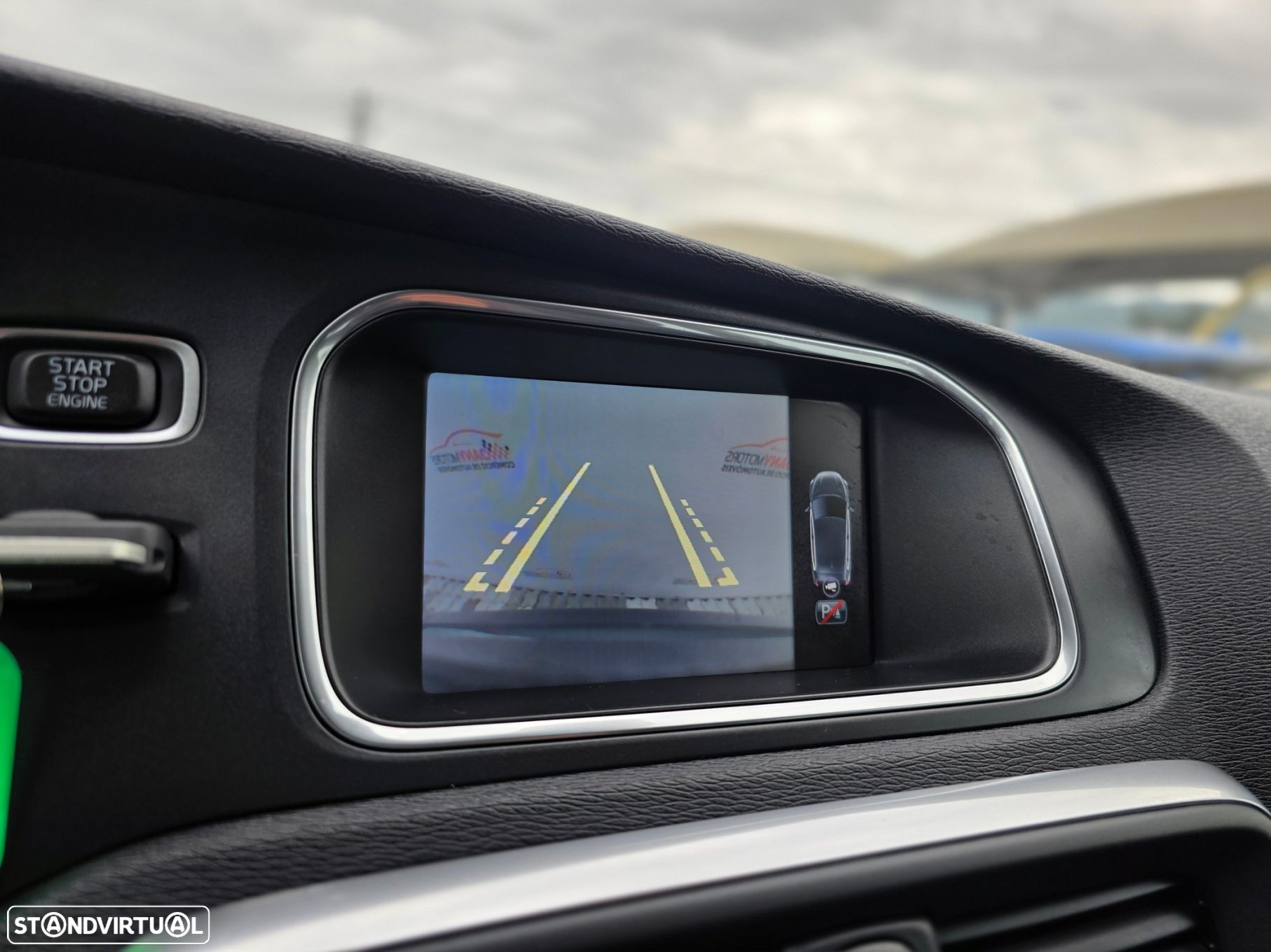 Volvo V40 1.6 D2 Momentum - 11