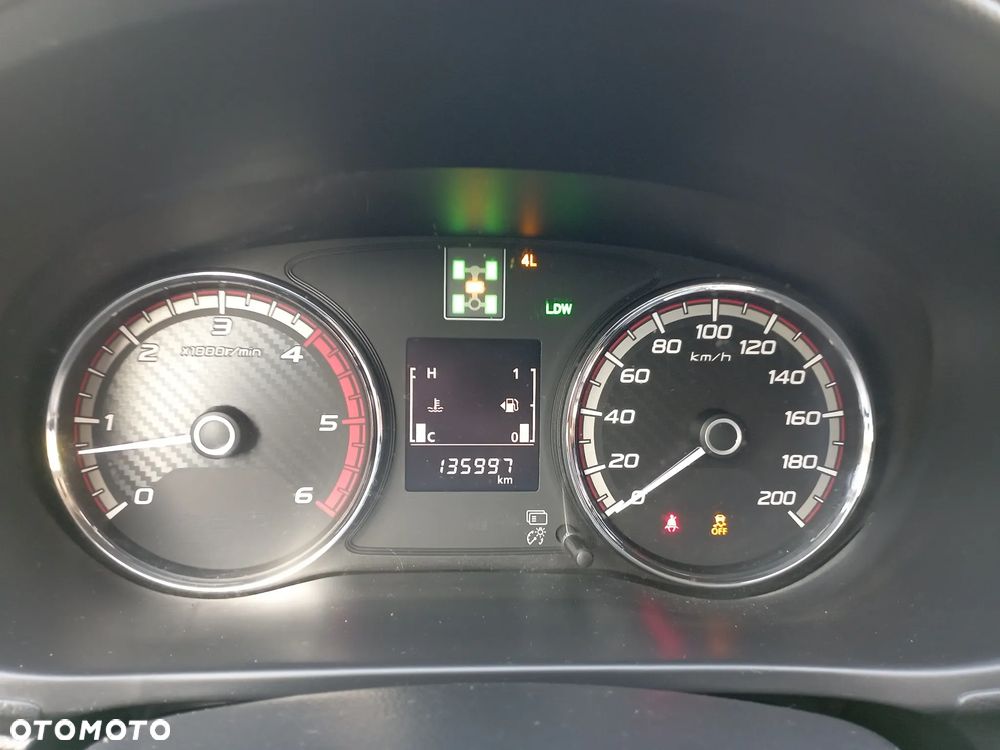 Mitsubishi L200 - 14