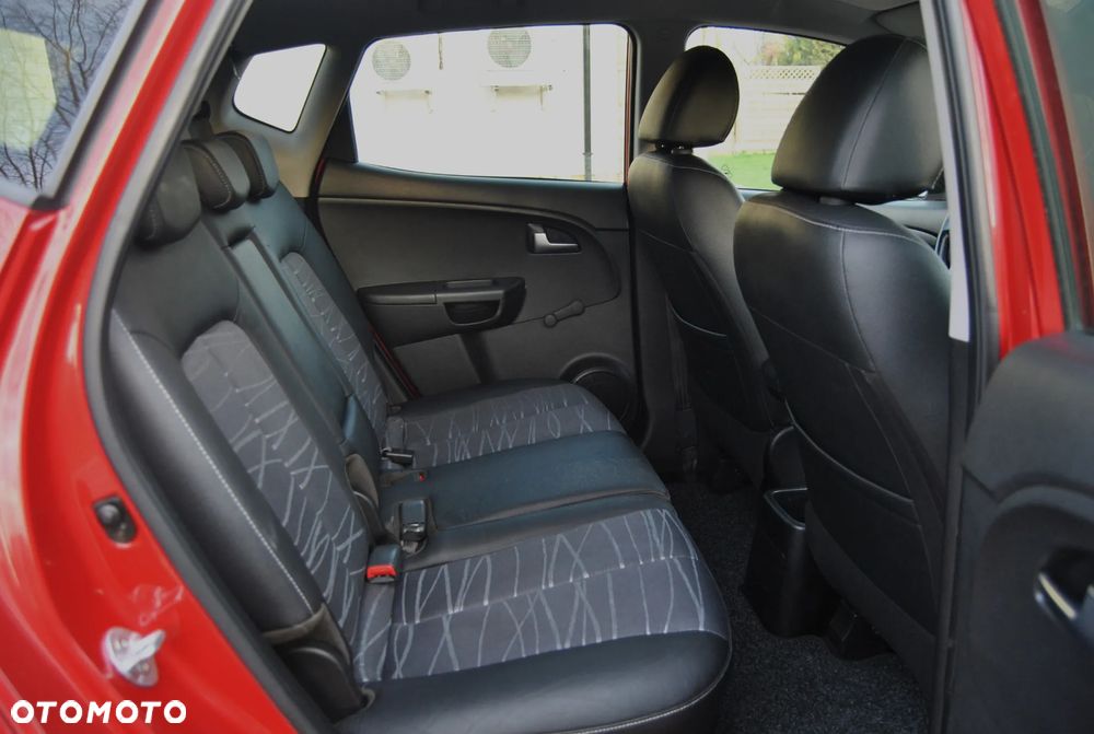 Kia Venga 1.4 CVVT ISG Spirit - 8