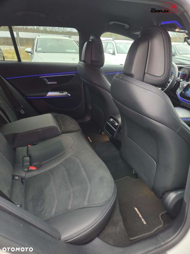 Mercedes-Benz Klasa E - 16