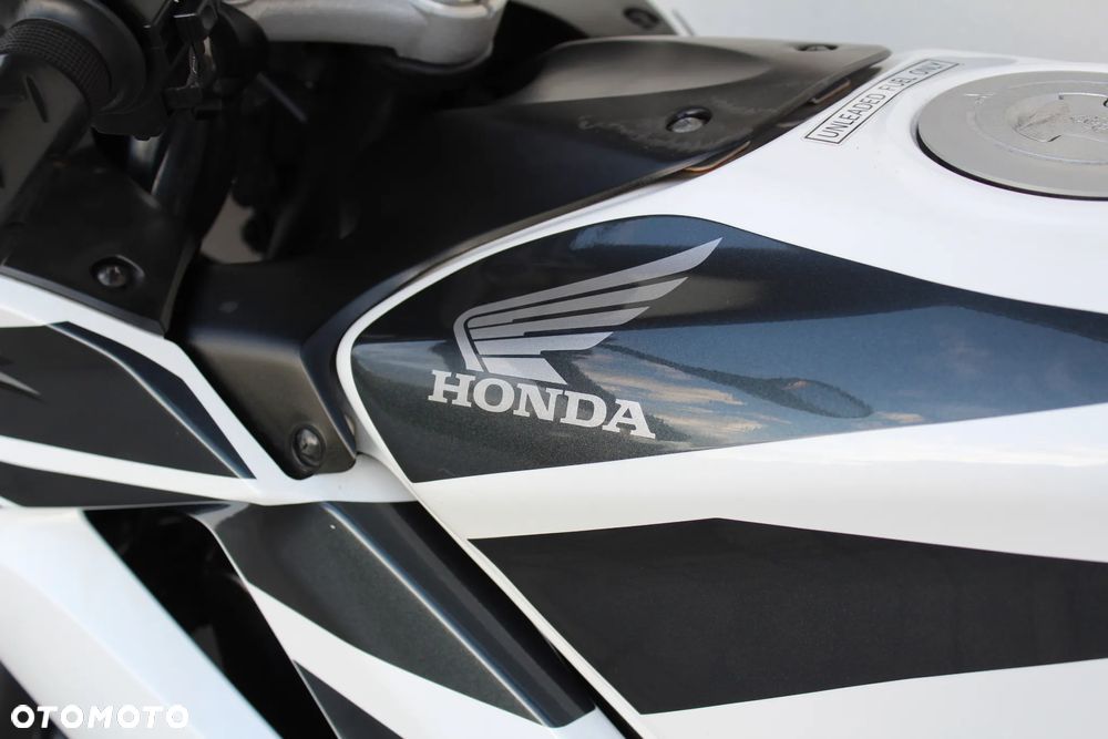 Honda CBR - 14
