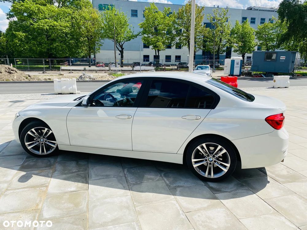 BMW Seria 3 320d - 12