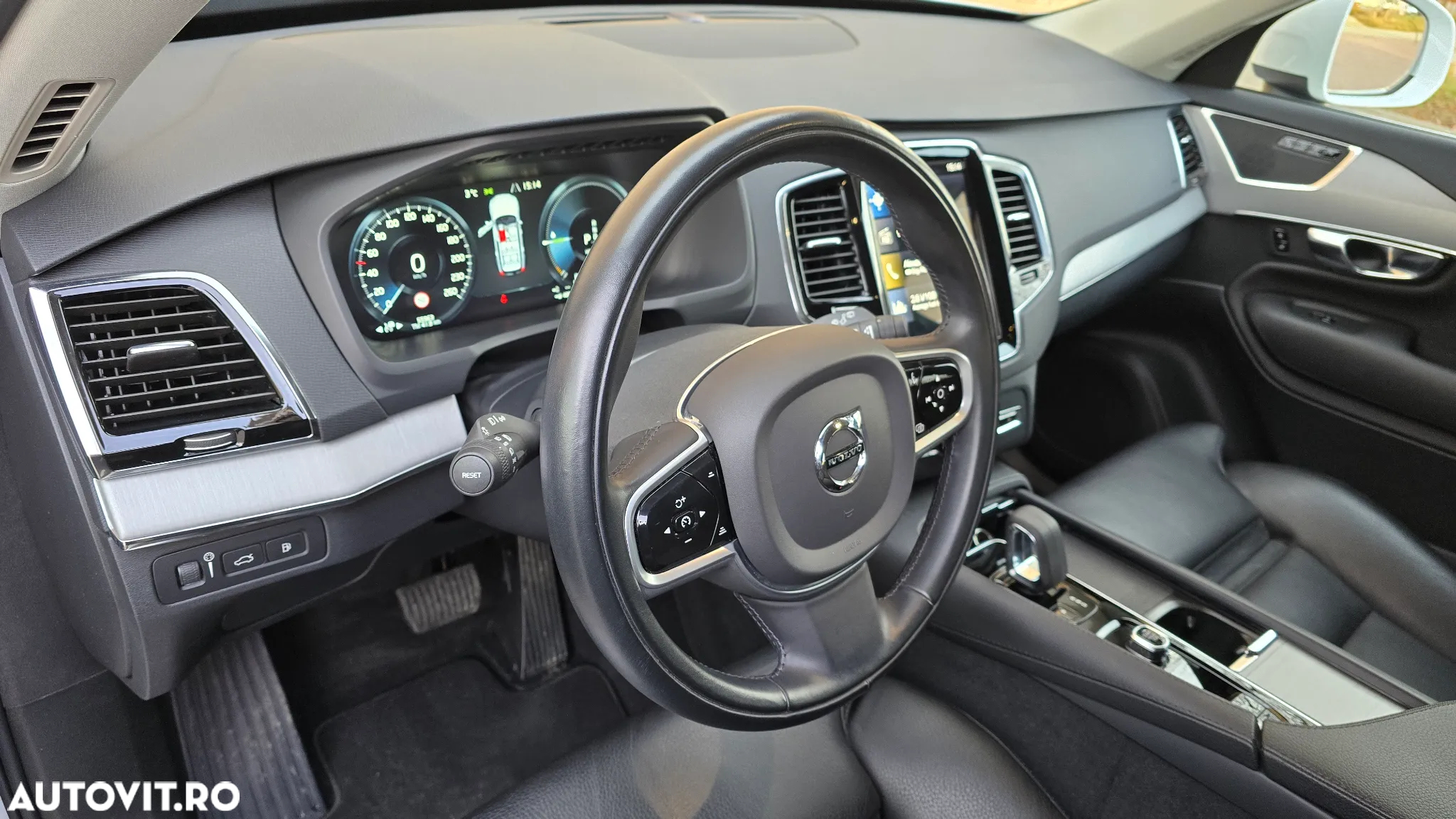 Volvo XC 90 T8 AWD Recharge Geartronic Inscription Expression - 22