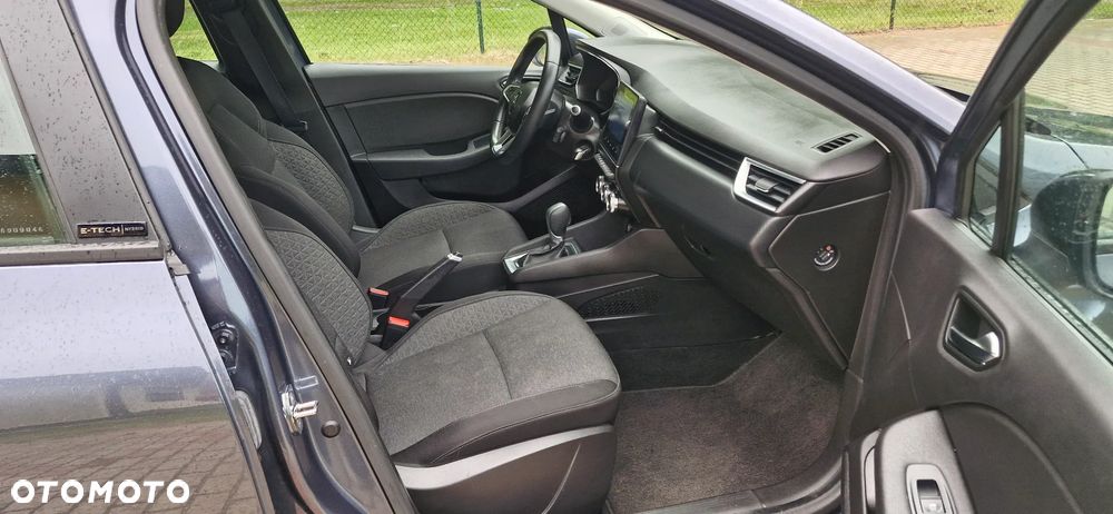 Renault Clio E-TECH 140 INTENS - 13