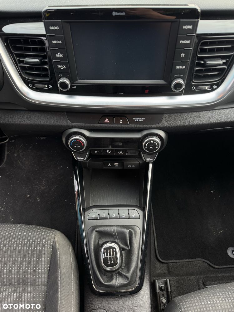 Kia Stonic - 8