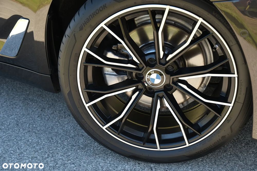 BMW Seria 5 520d Sport Line - 15
