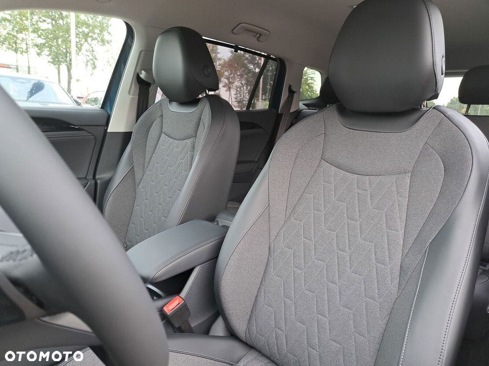 Volkswagen Tayron 2.0 TSI 4Mot Life Plus DSG - 11