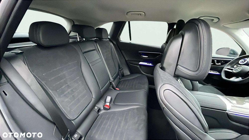 Mercedes-Benz GLC - 21