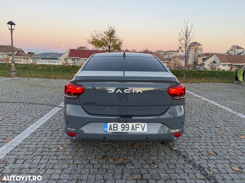 Dacia Logan TCe 90 MT6 Prestige+ - 4
