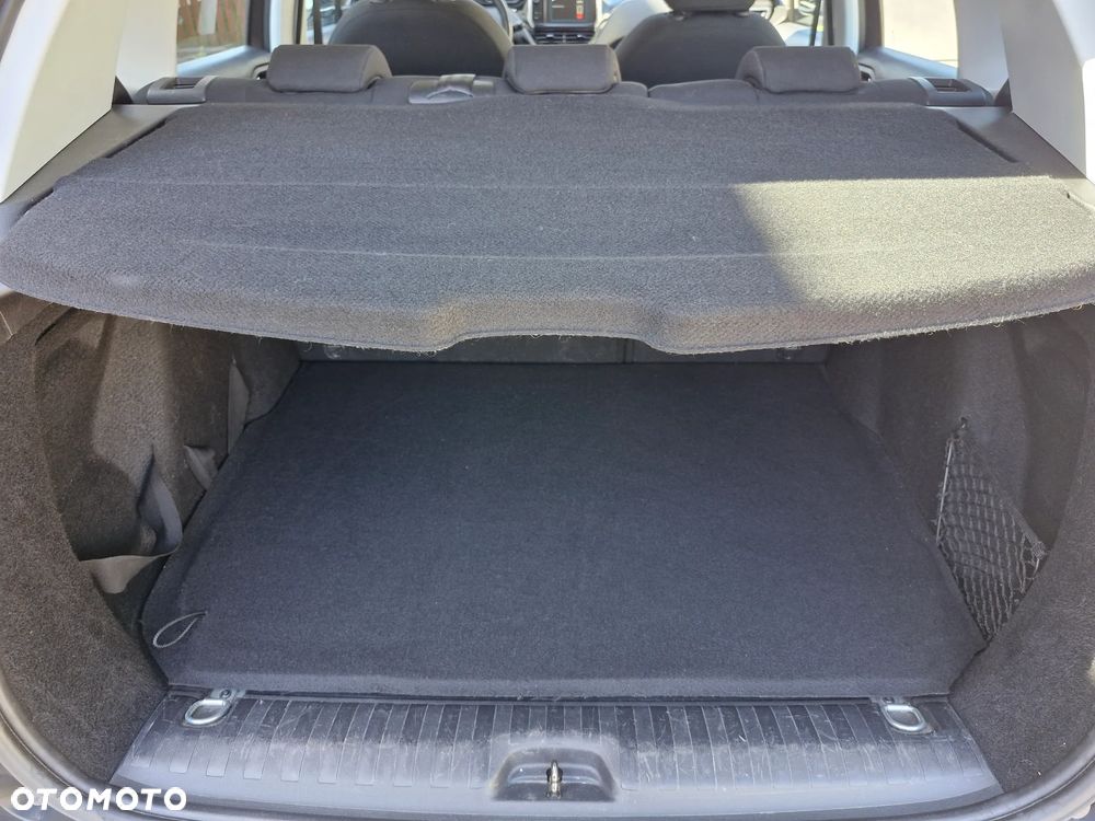 Peugeot 2008 e-HDi FAP 115 STOP & START Allure - 17