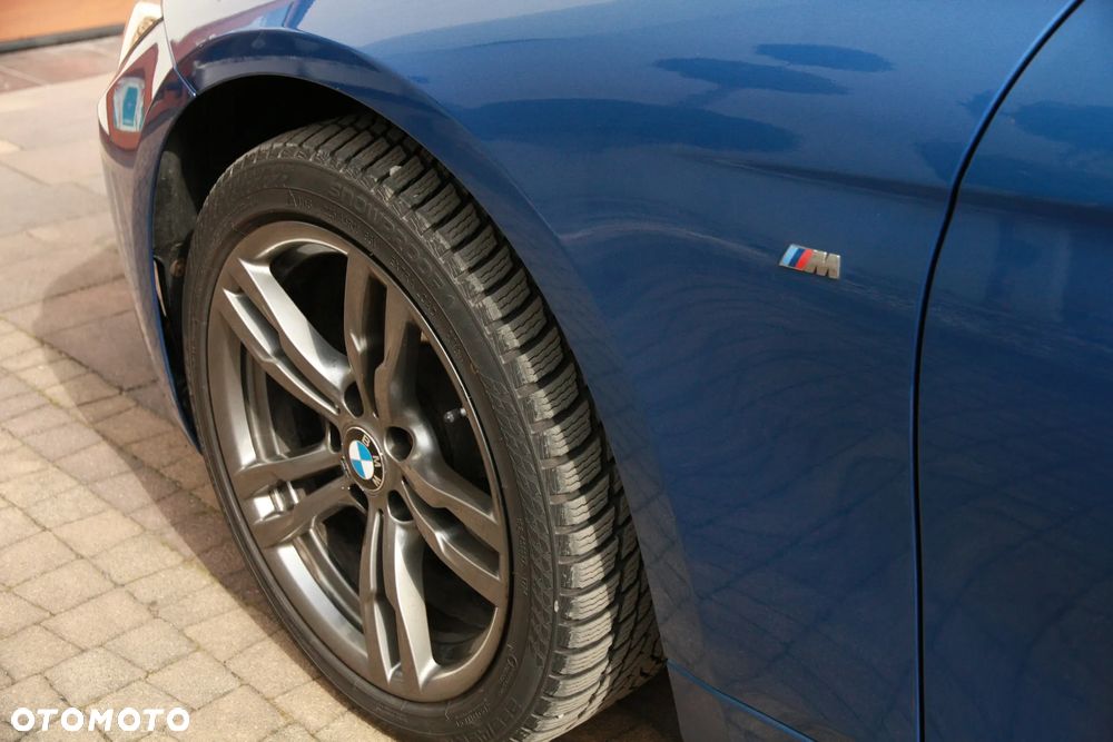 BMW Seria 3 320d xDrive - 5