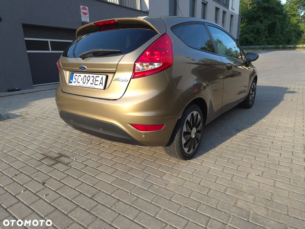 Ford Fiesta 1.25 Trend EU5 - 9