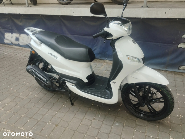 Peugeot Kisbee