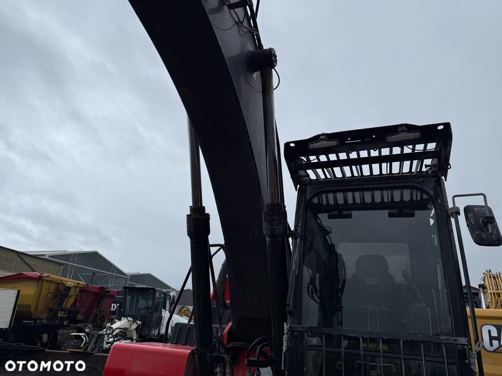 Caterpillar CAT 320 - 21