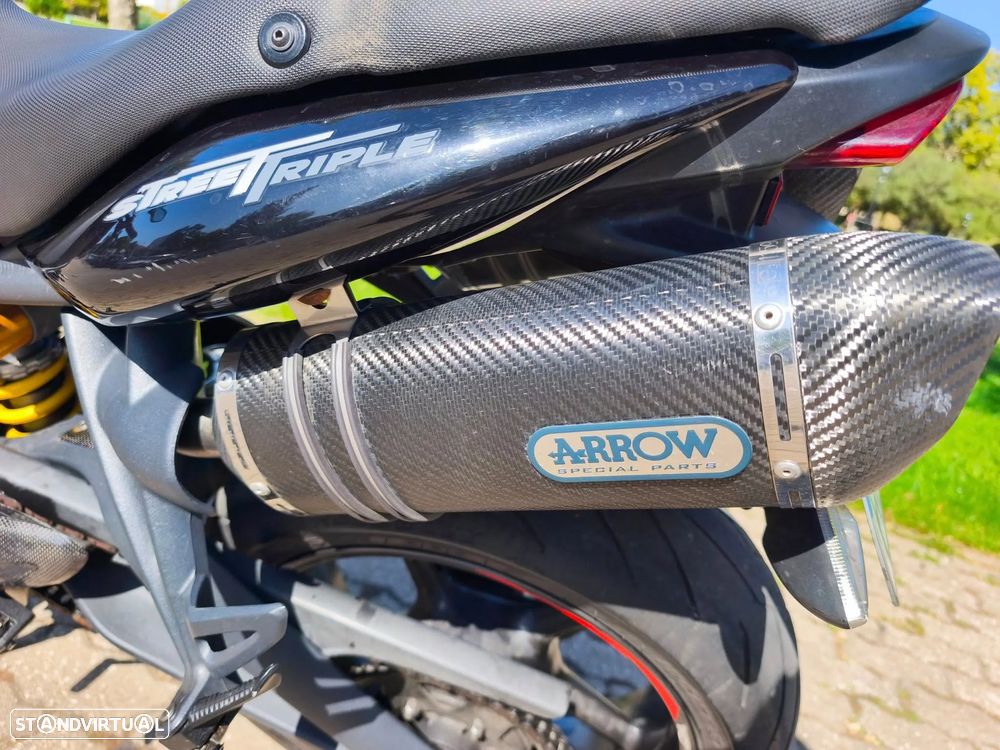 Triumph Street Triple 675 - 2