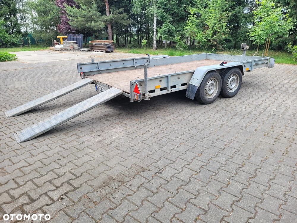 Niewiadów A3000 - 2