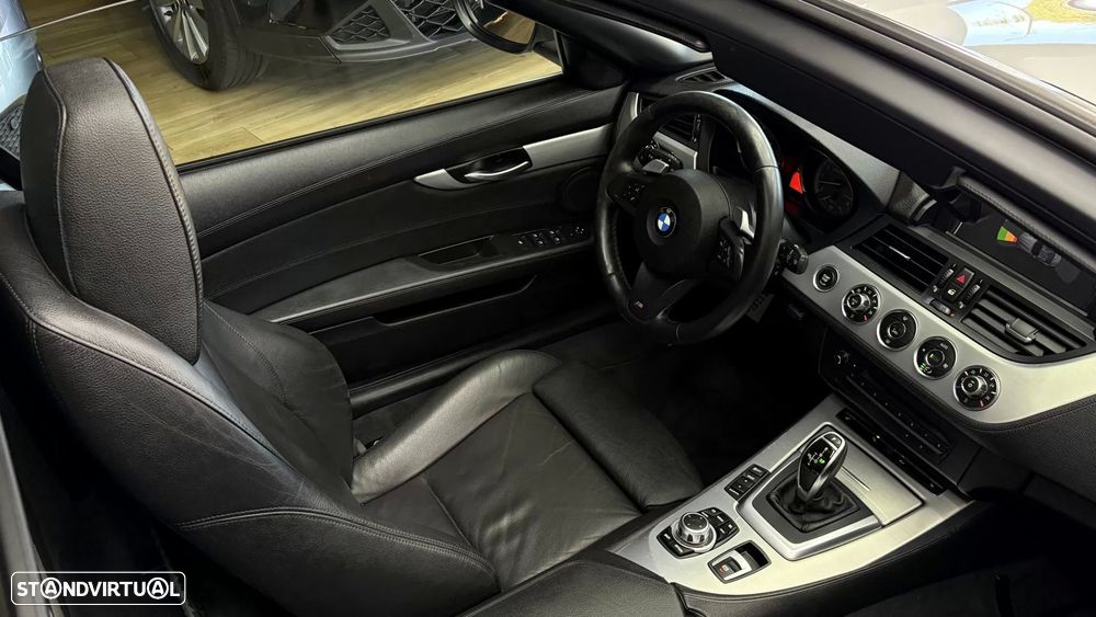 BMW Z4 35 is Auto - 9