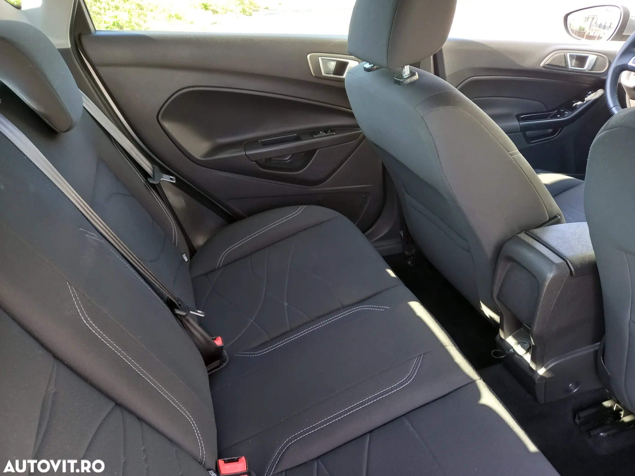 Ford Fiesta 1.0 EcoBoost S&S ACTIVE - 8
