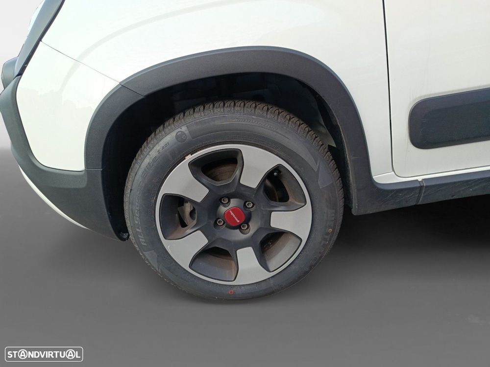 Fiat Panda 1.0 Hybrid City Cross — fotografia 14