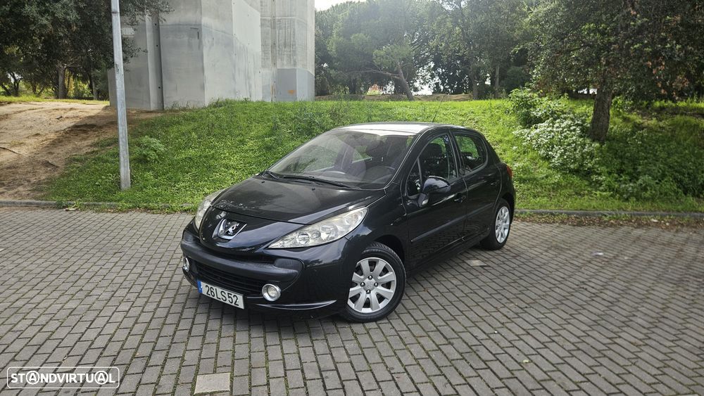 Peugeot 207 70 HDi FAP Filou - 10