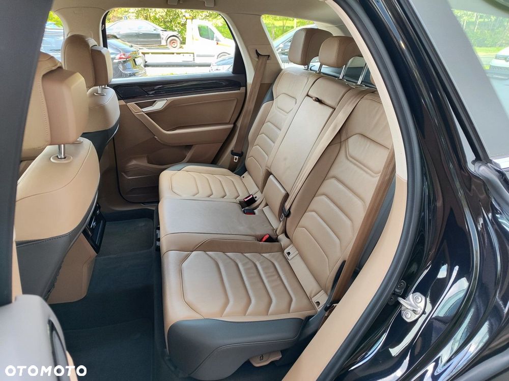 Volkswagen Touareg 3.0 V6 TDI SCR 4Mot - 13