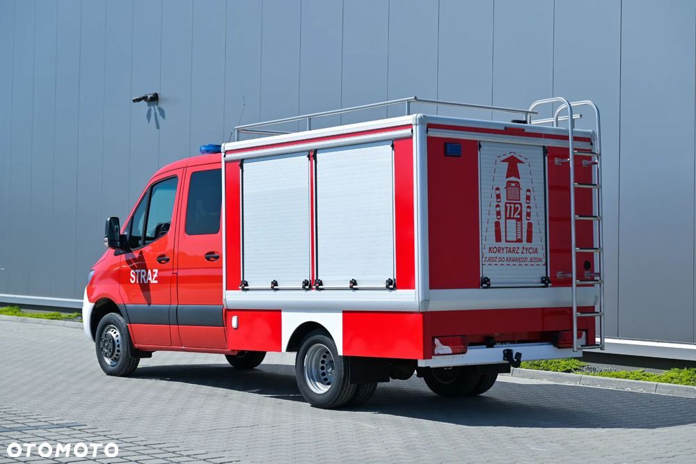 Mercedes-Benz Sprinter - 5