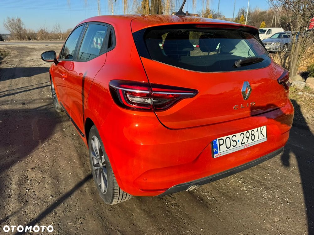 Renault Clio - 18